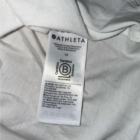 ATHLETA Outbound V-Neck Tee - Plus 1X Bright White - Picture 8 of 10